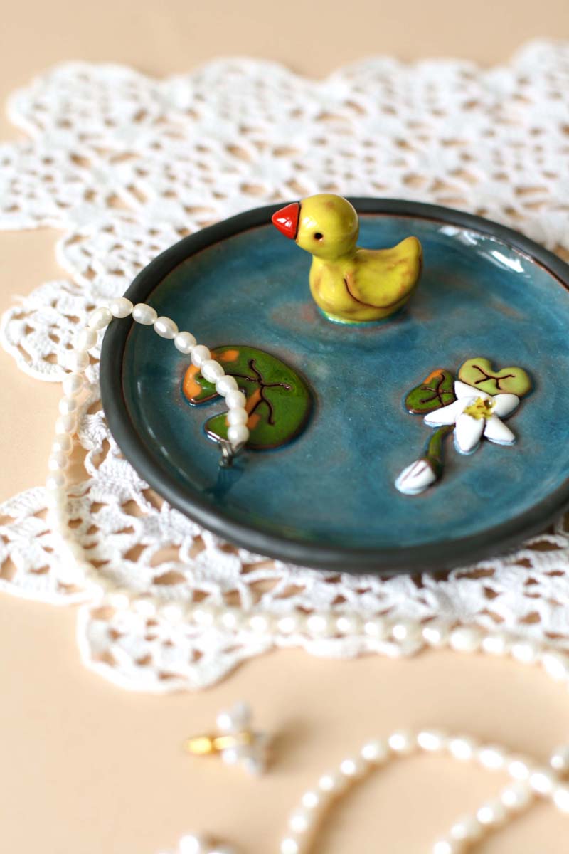Small Plate with a Duck in a Pond - Image 3