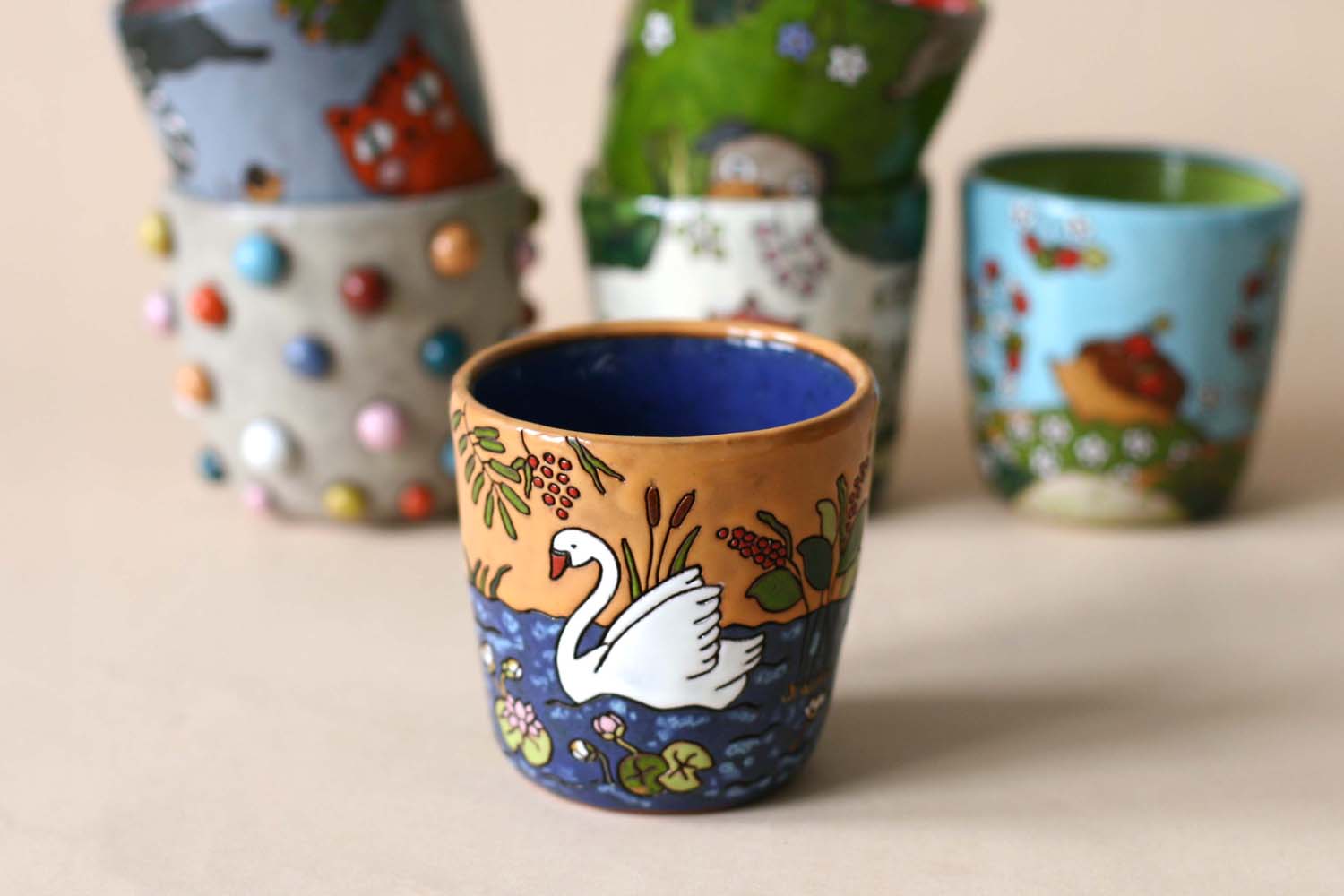 Tumbler Cup with a Swan - Image 2