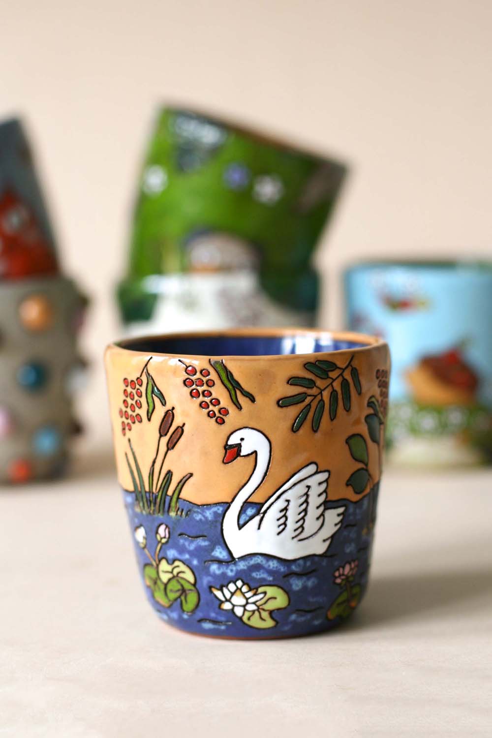 Tumbler Cup with a Swan - Image 6