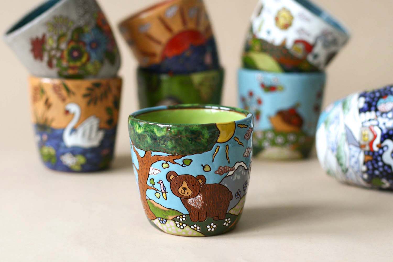 Tumbler Cup with Bear and Mountains - Image 3