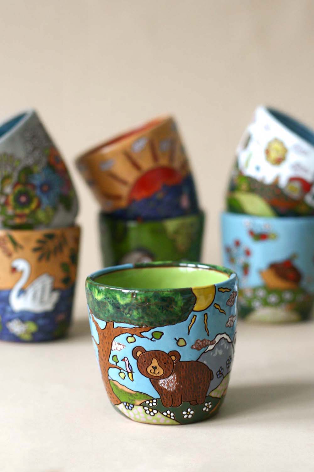 Tumbler Cup with Bear and Mountains - Image 4