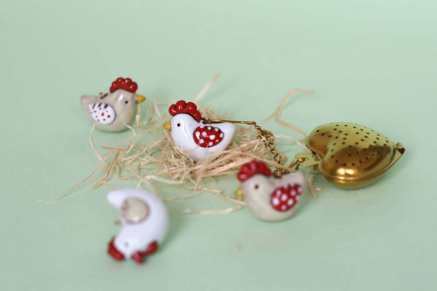 Tea Infuser with a Hen - Image 4