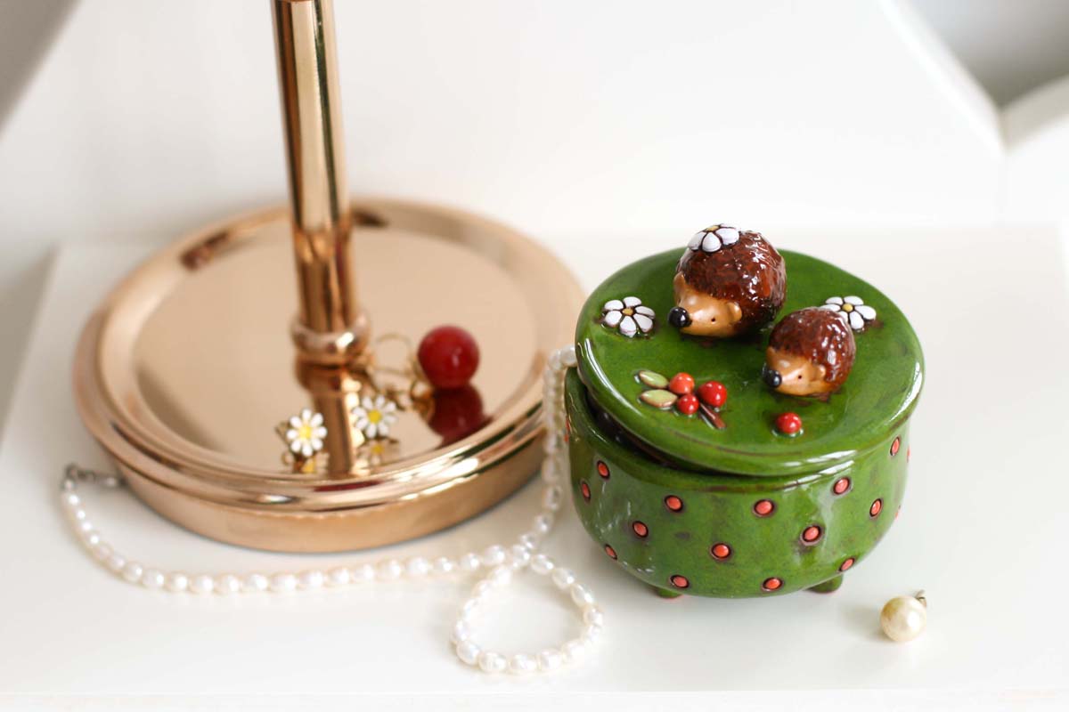 Mini Jewelry Box with a Hedgehog and a Short Inscription - Image 2
