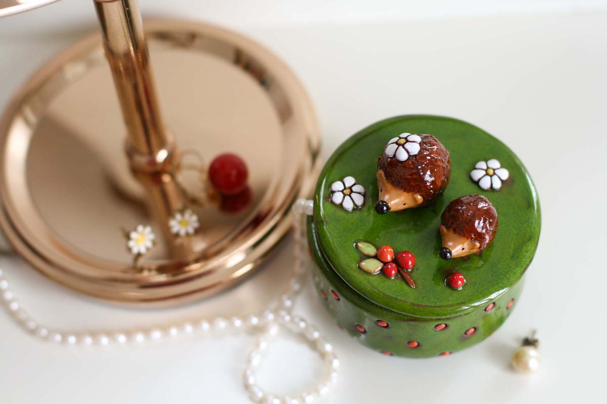 Mini Jewelry Box with a Hedgehog and a Short Inscription - Image 3
