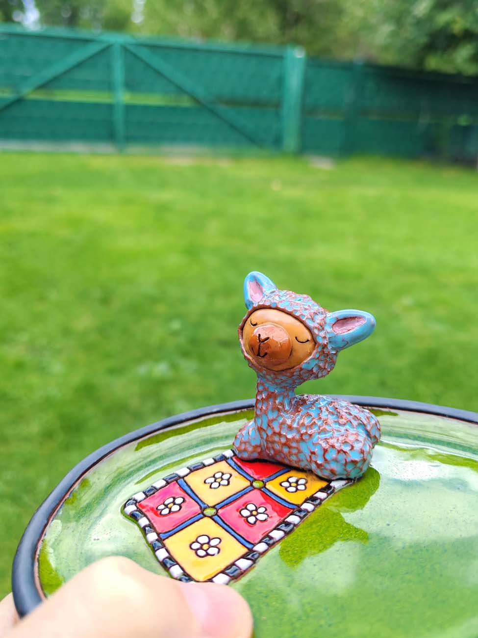 Small plate with a Llama on a Rug - Image 11